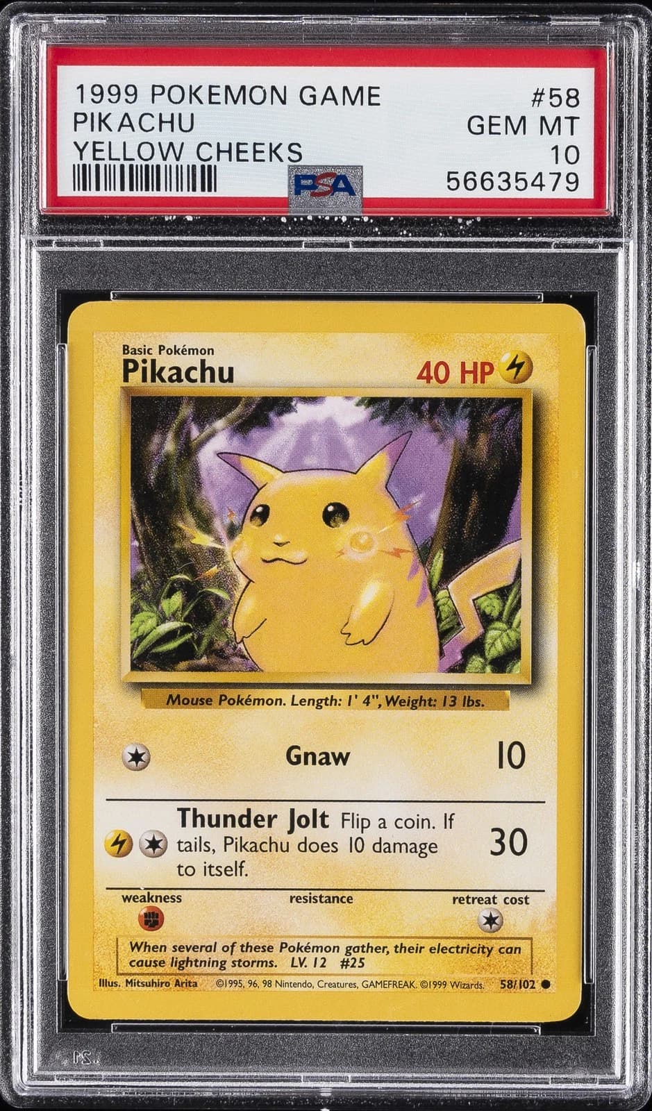 Carta Pokémon Pikachu PSA 9 em case de proteção